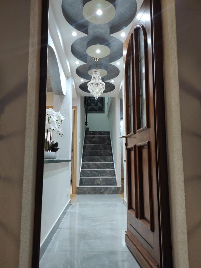 Maison Elegante Et Spacieuse Écouen Exterior foto