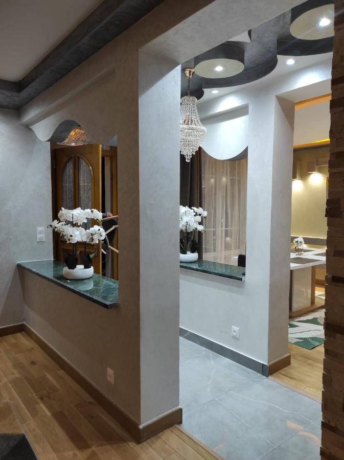 Maison Elegante Et Spacieuse Écouen Exterior foto