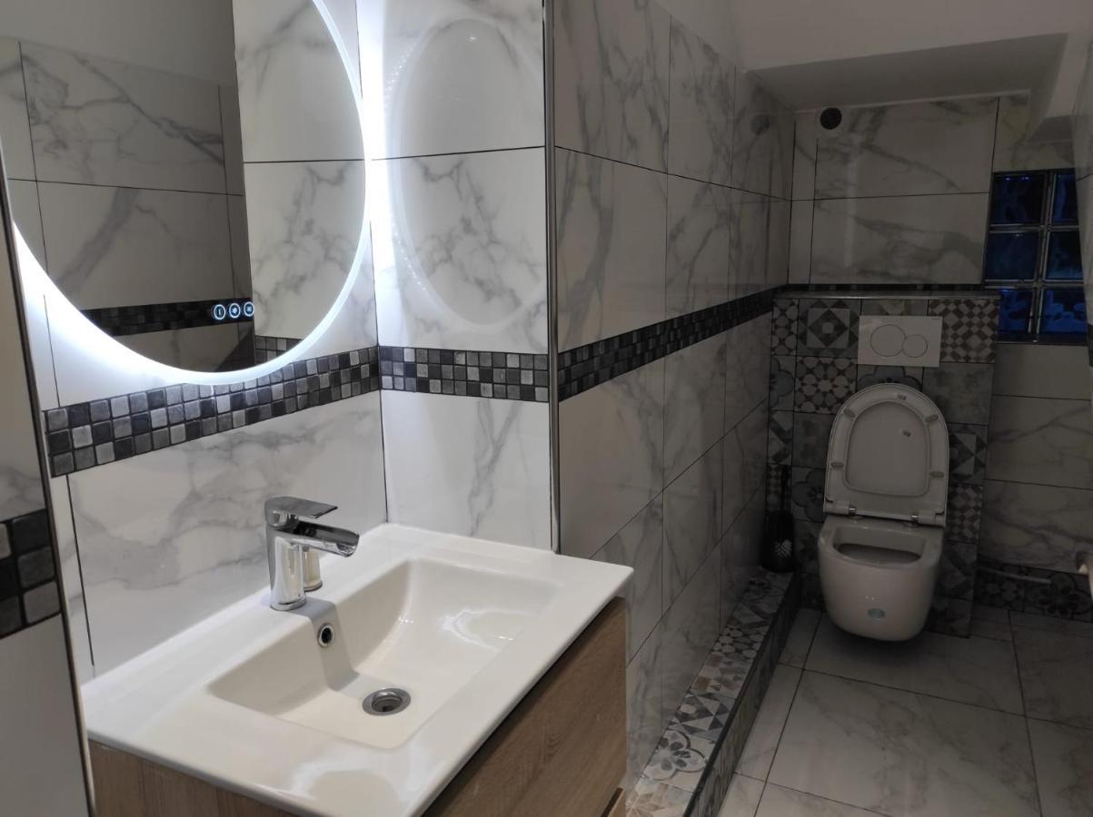 Maison Elegante Et Spacieuse Écouen Exterior foto